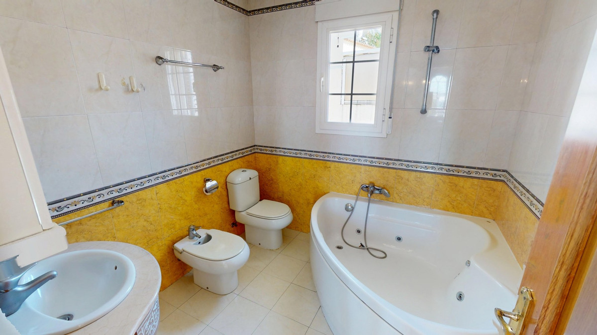 Huis te koop in Caleta de Vélez | 5 slaapkamers H5221522