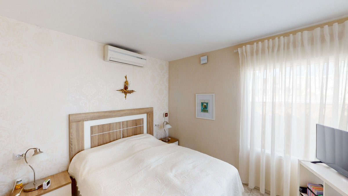 Property main view 40