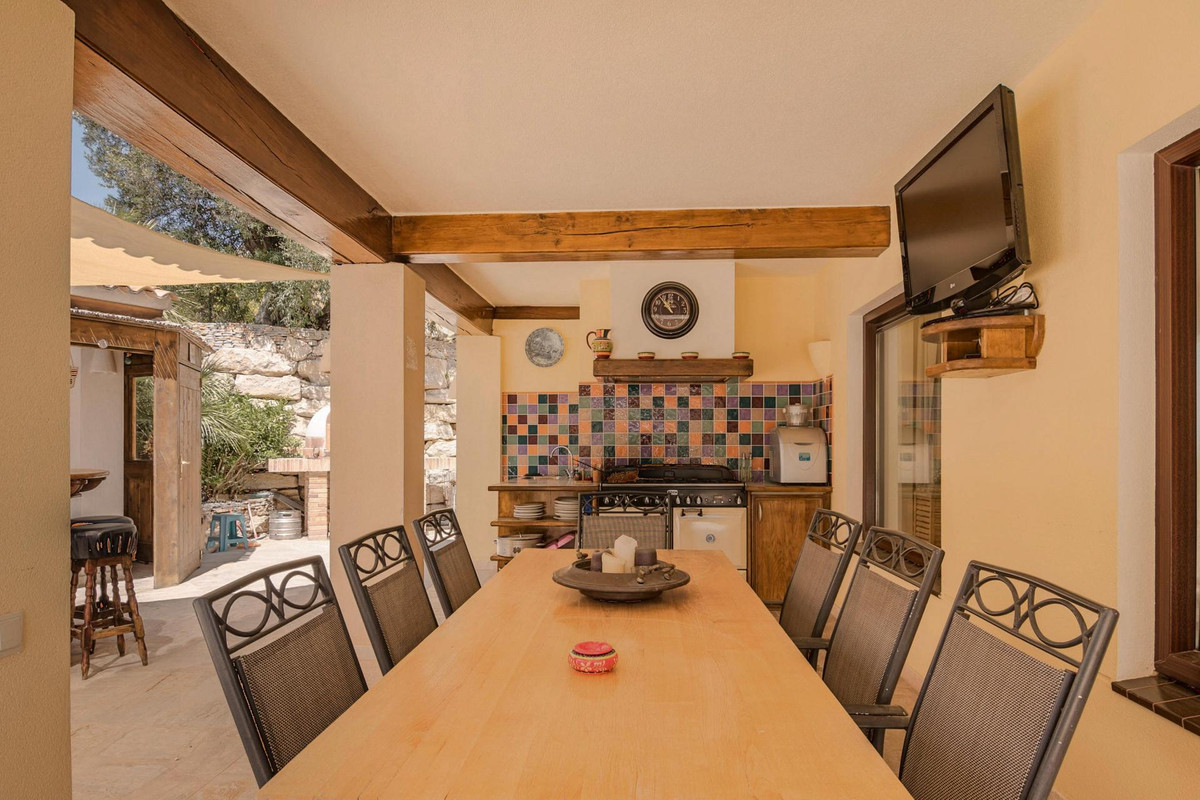 Huis te koop in Callosa d'en Sarria | 4 slaapkamers H4347538