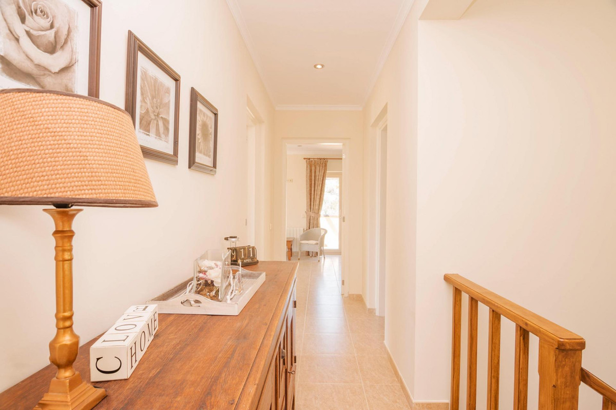 Huis te koop in Callosa d'en Sarria | 4 slaapkamers H4347538