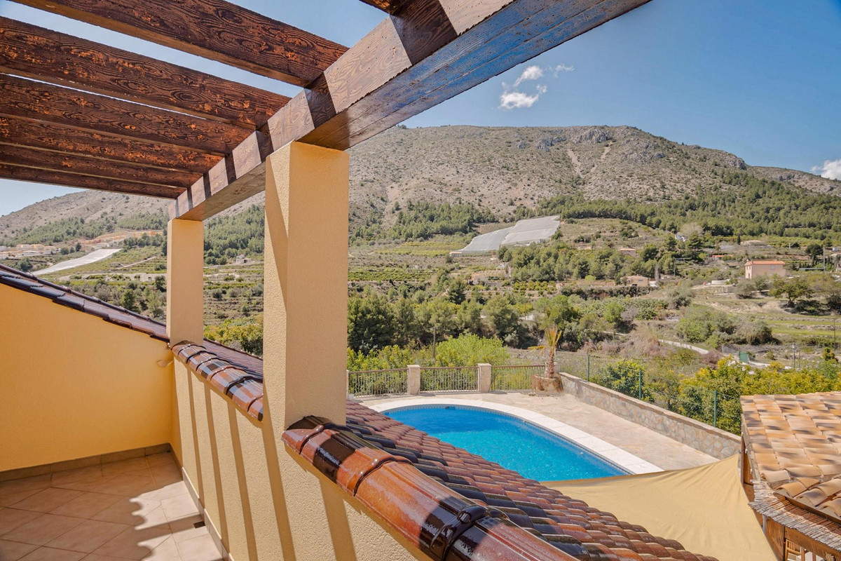 Huis te koop in Callosa d'en Sarria | 4 slaapkamers H4347538