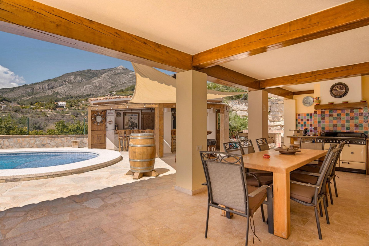 Huis te koop in Callosa d'en Sarria | 4 slaapkamers H4347538