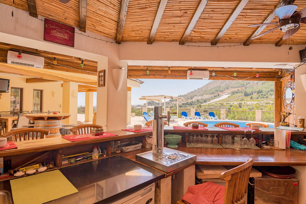 Huis te koop in Callosa d'en Sarria | 4 slaapkamers H4347538