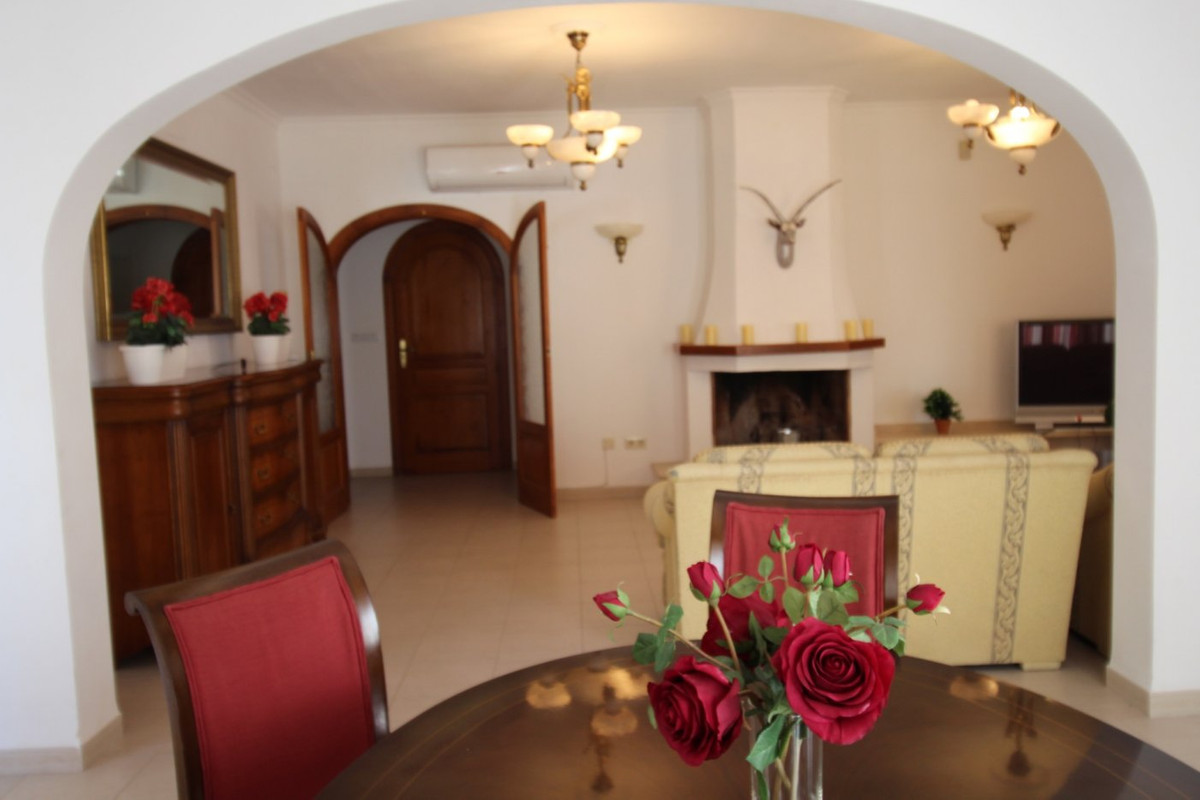 Bungalow te koop in Calpe | 5 slaapkamers H4337839