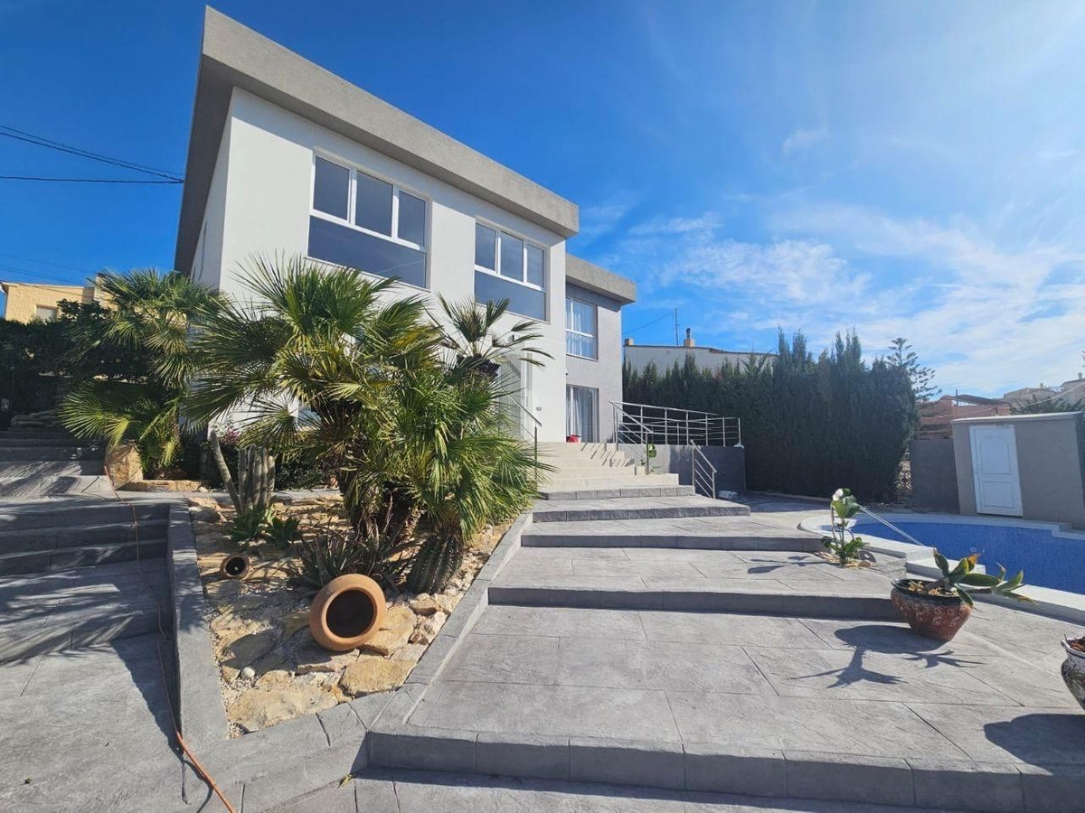 Bungalow te koop in Calpe | 4 slaapkamers H4662736