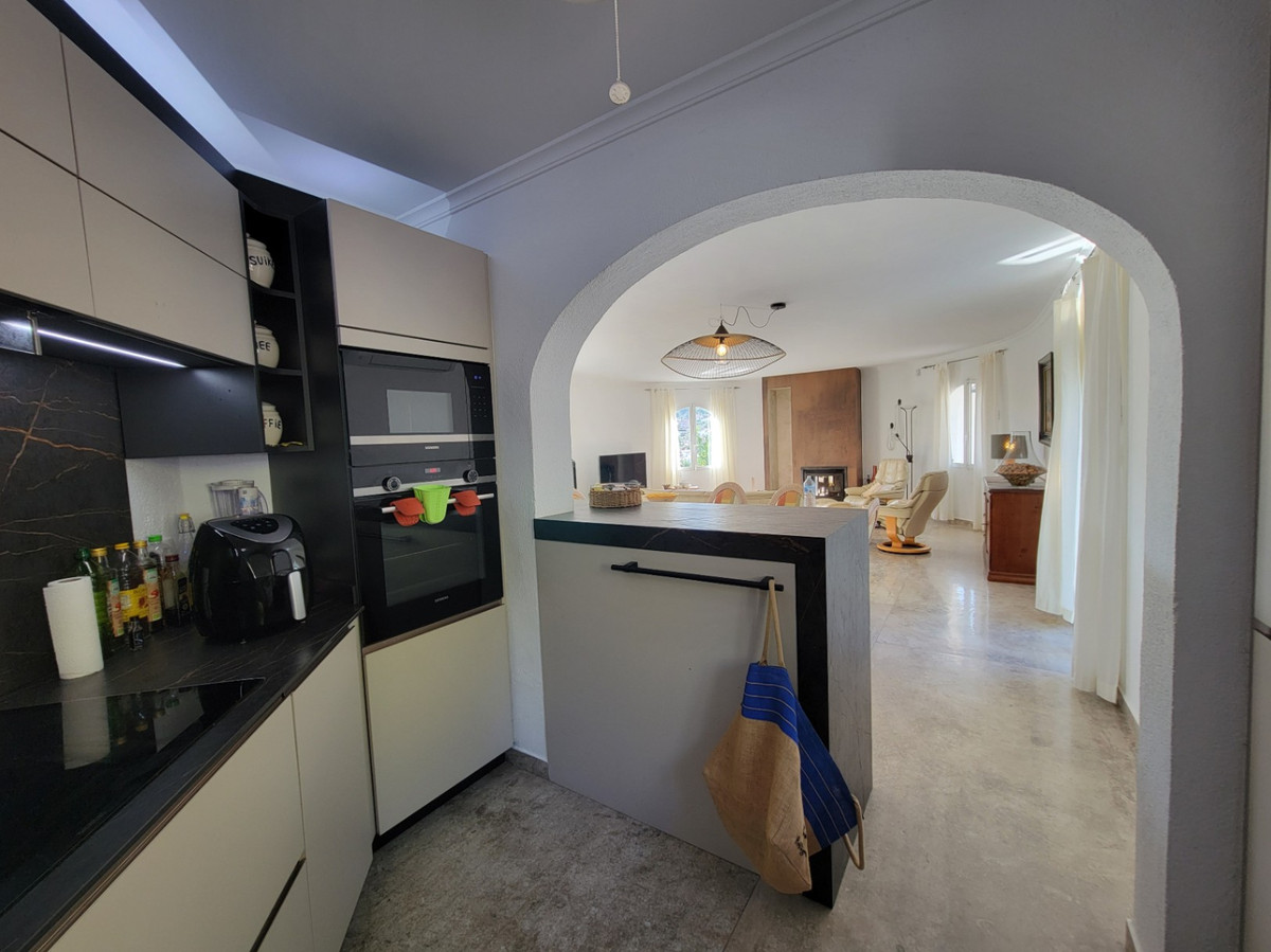 Property main view 50