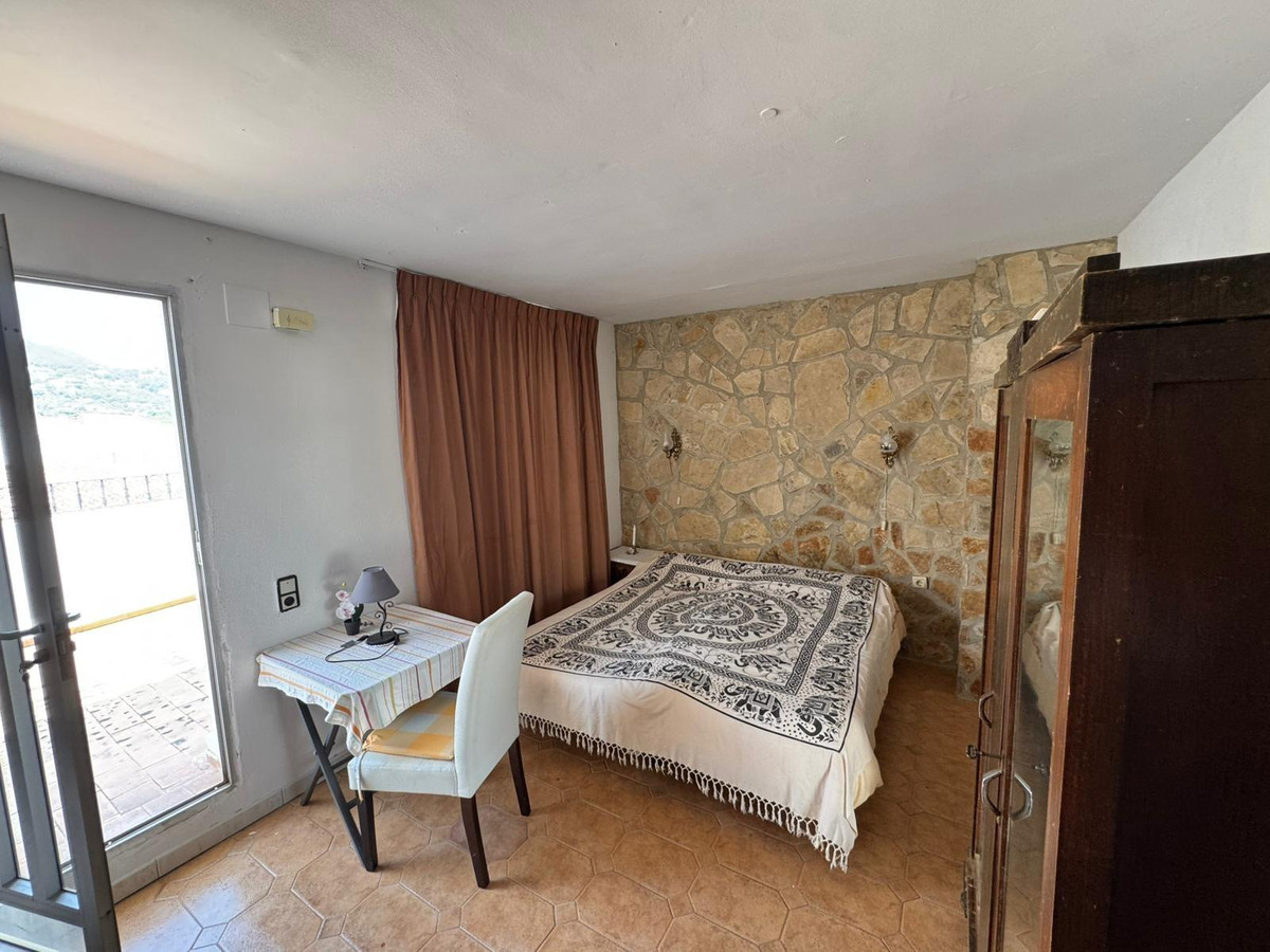 Property main view 25