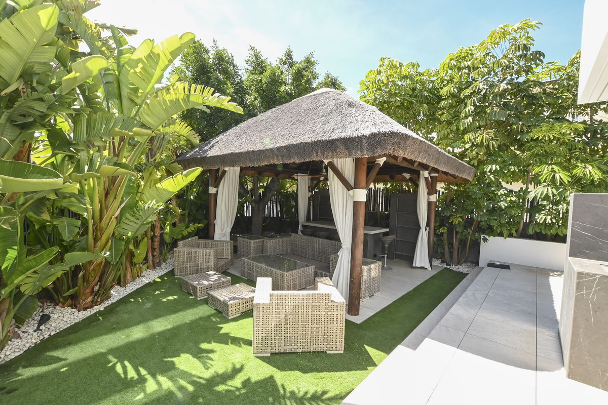 Property main view 44