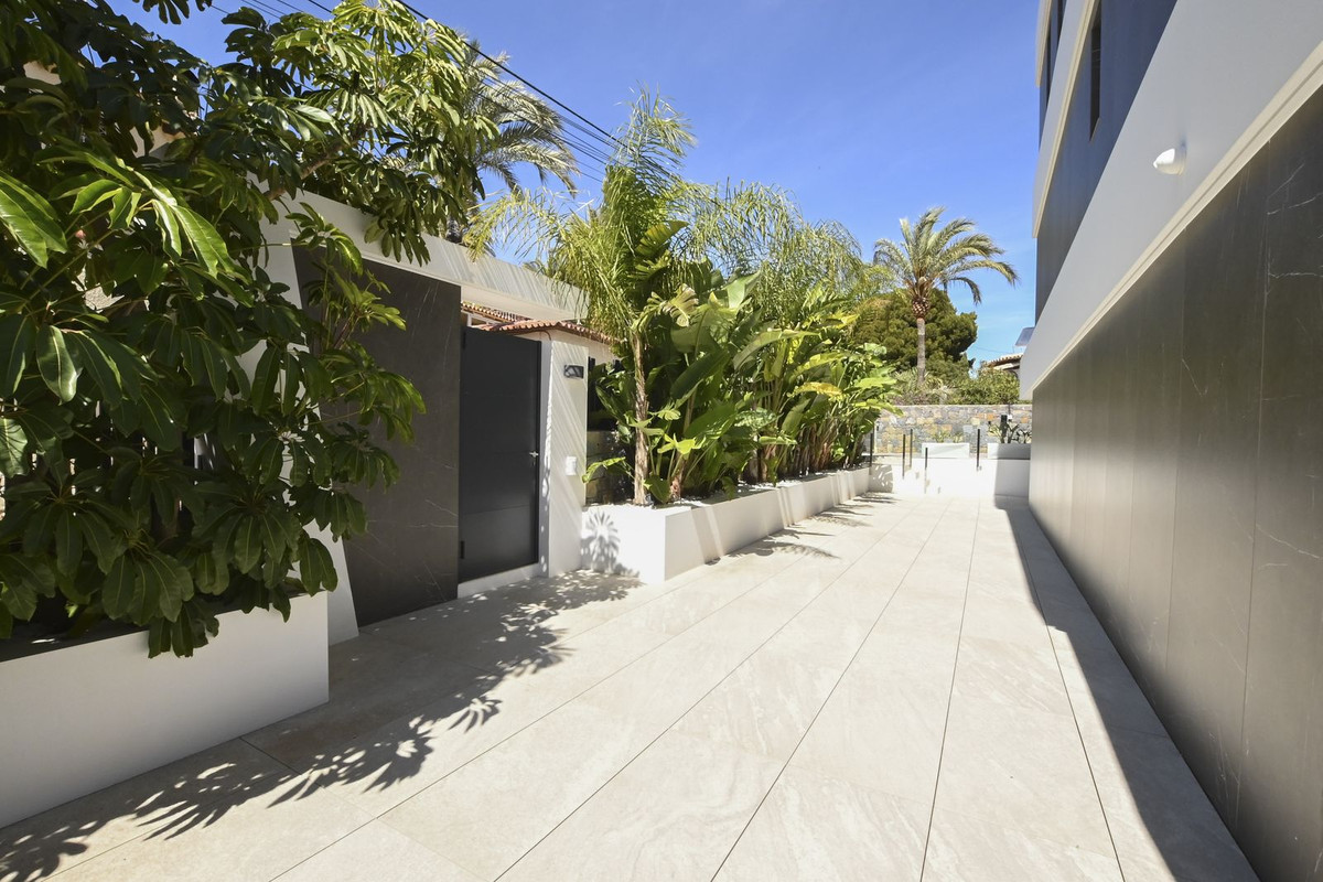 Property main view 45