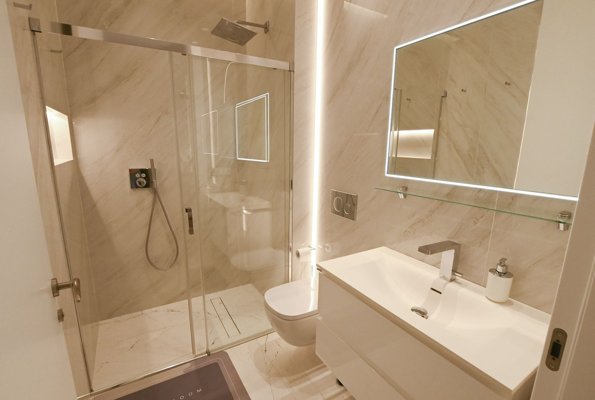 Property main view 60