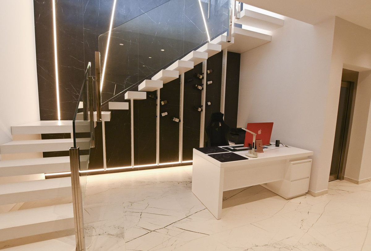 Property main view 61