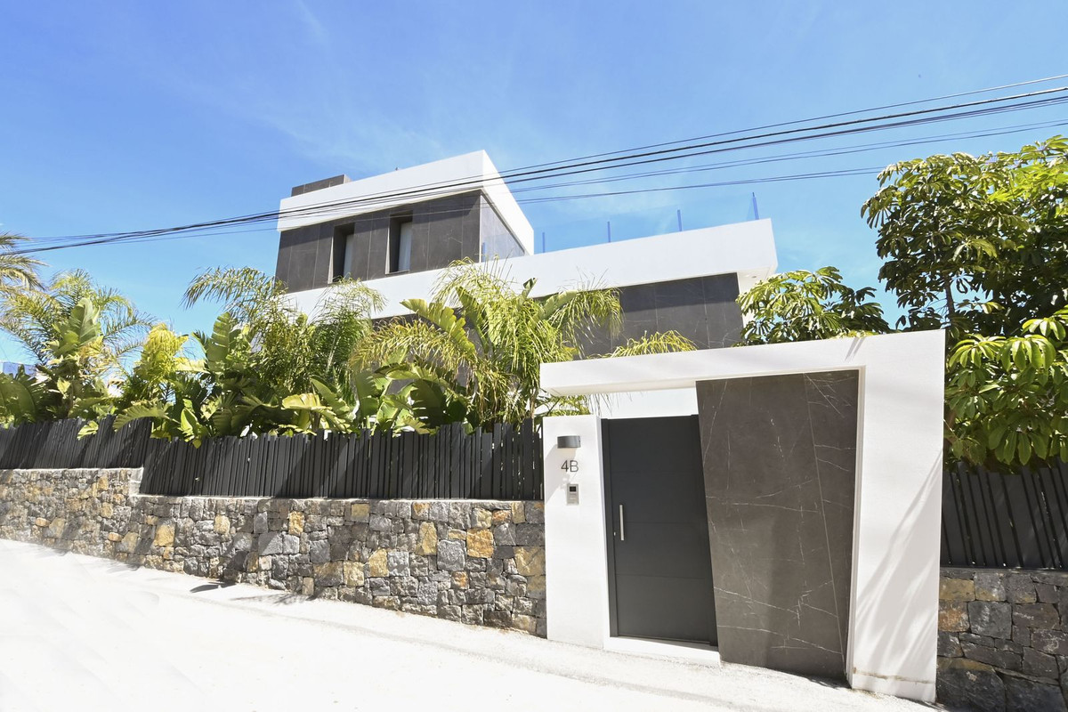 Property main view 63