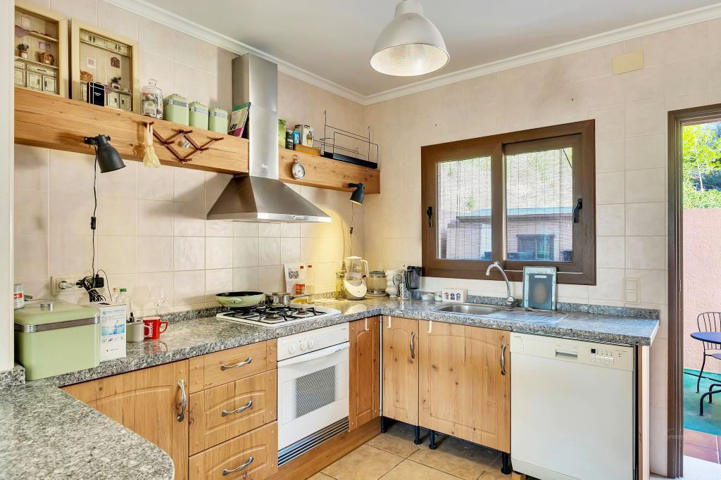 Property main view 12