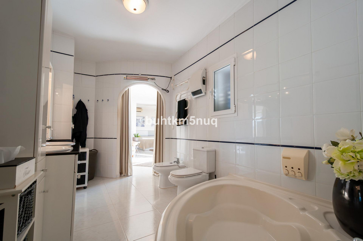 Vrijstaande Villa te koop in Calpe | 4 slaapkamers H5259715