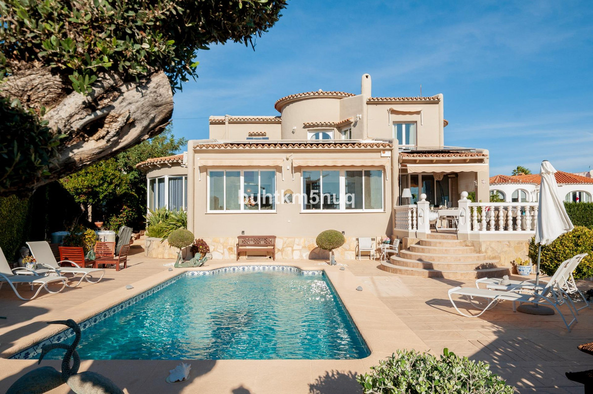 Vrijstaande Villa te koop in Calpe | 4 slaapkamers H5259715