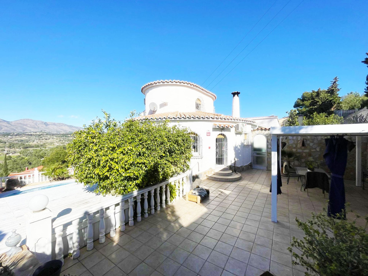 Vrijstaande Villa te koop in Calpe | 4 slaapkamers H5303107