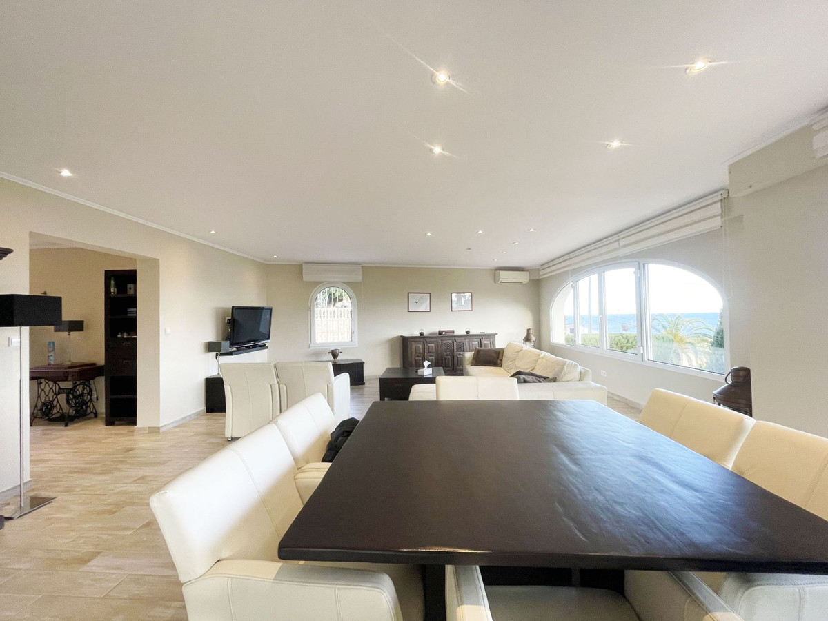 Vrijstaande Villa te koop in Calpe | 6 slaapkamers H5308411