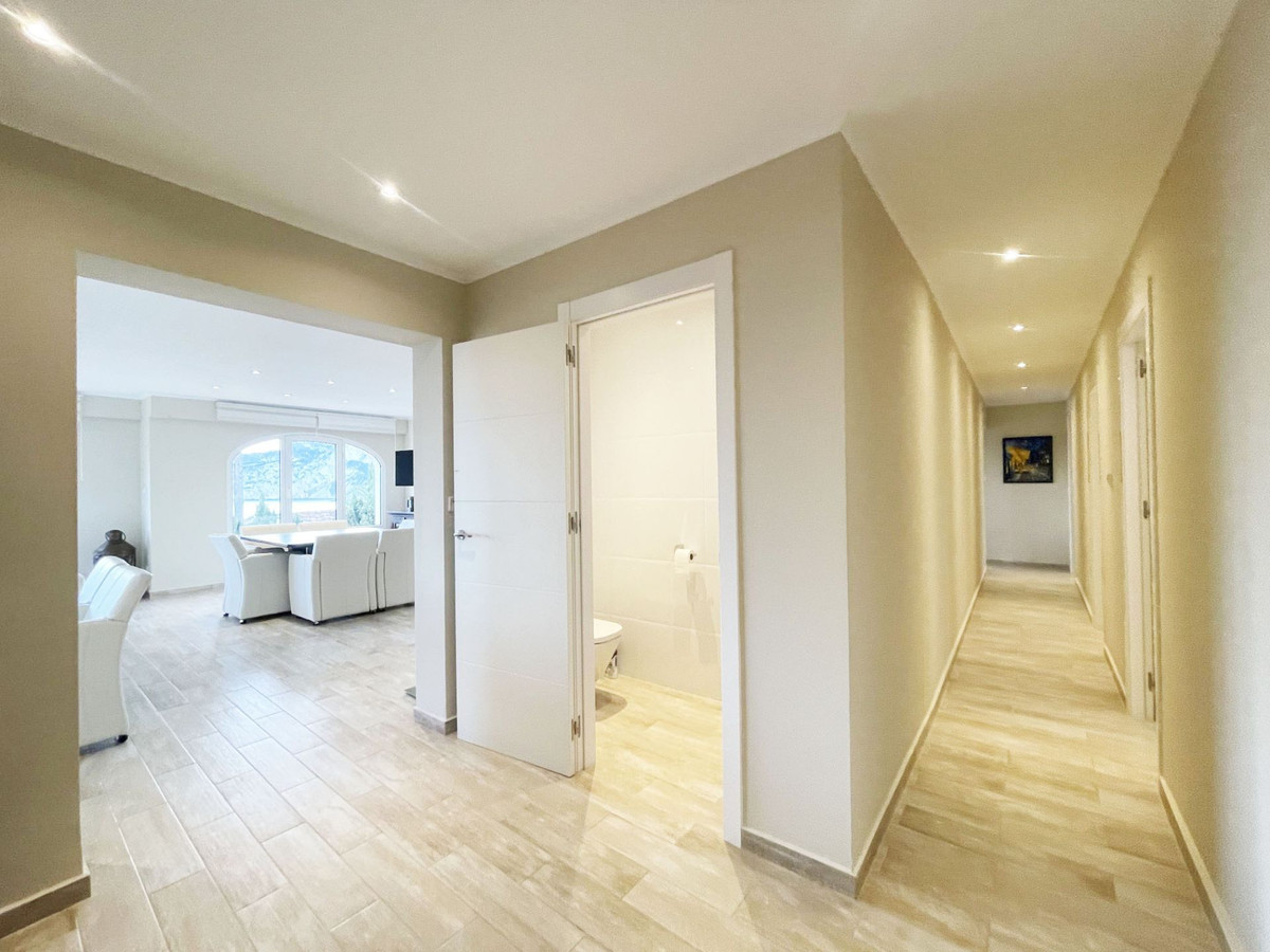 Vrijstaande Villa te koop in Calpe | 6 slaapkamers H5308411