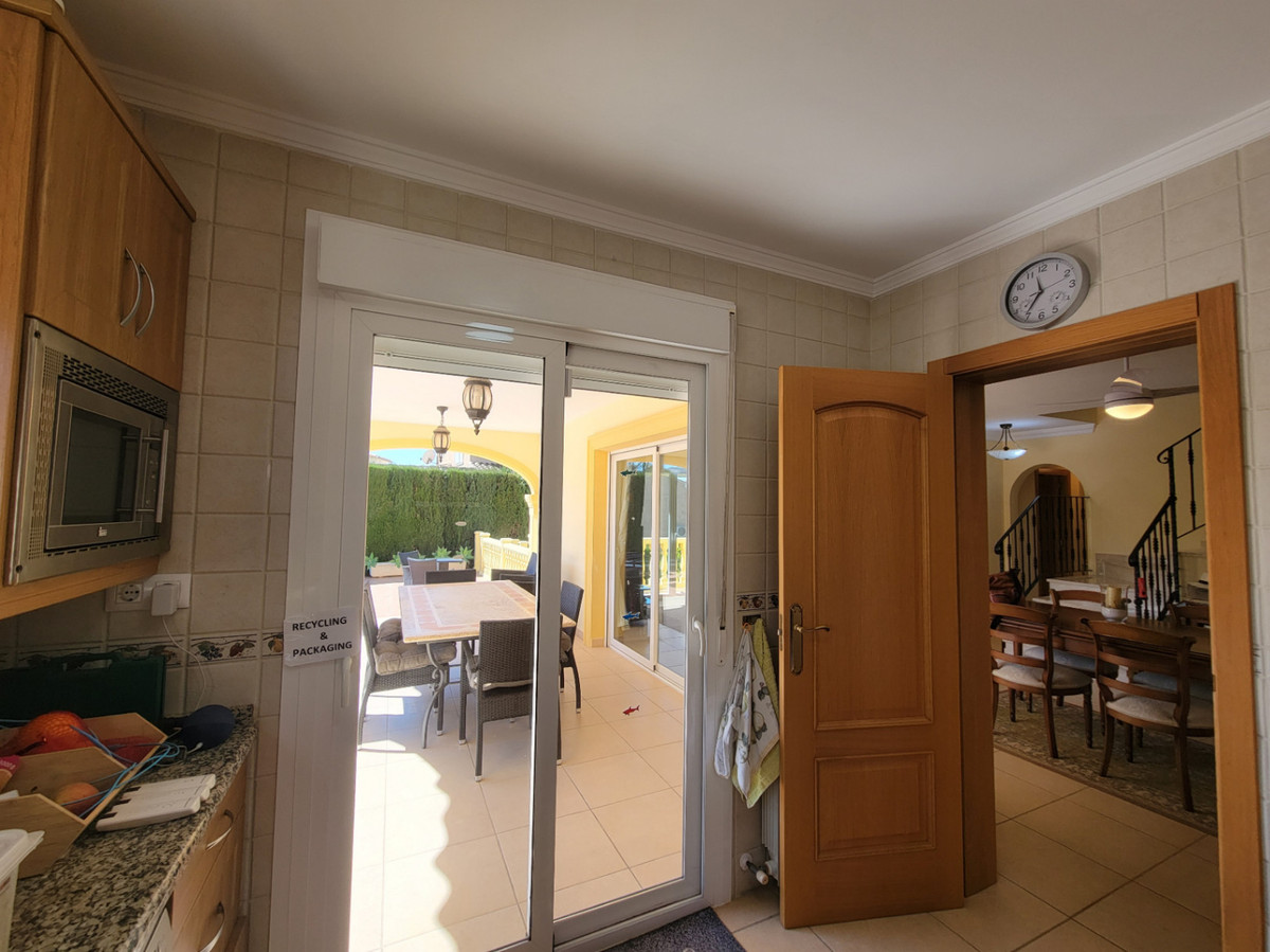 Vrijstaande Villa te koop in Calpe | 5 slaapkamers H5347753