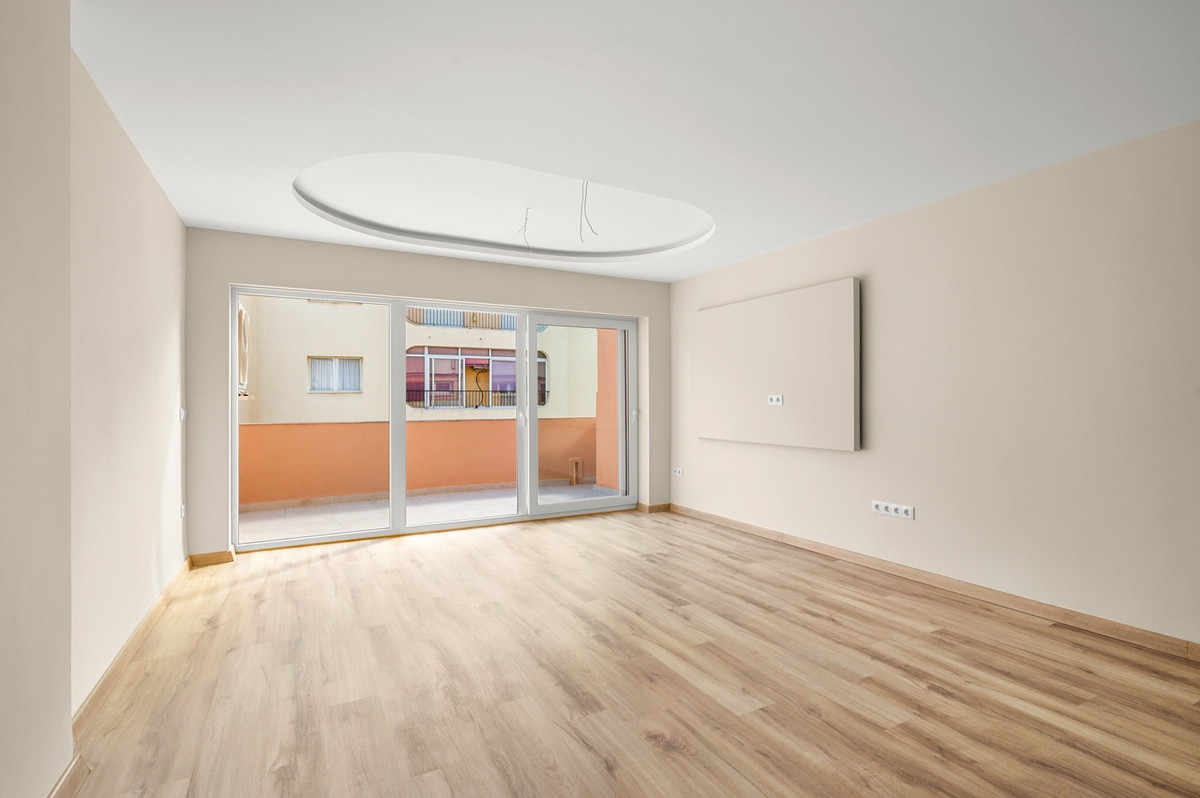 Houten Huis te koop in Calpe | 3 slaapkamers H5400880