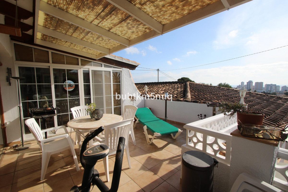 Vrijstaande Villa te koop in Calpe | 6 slaapkamers H5440717