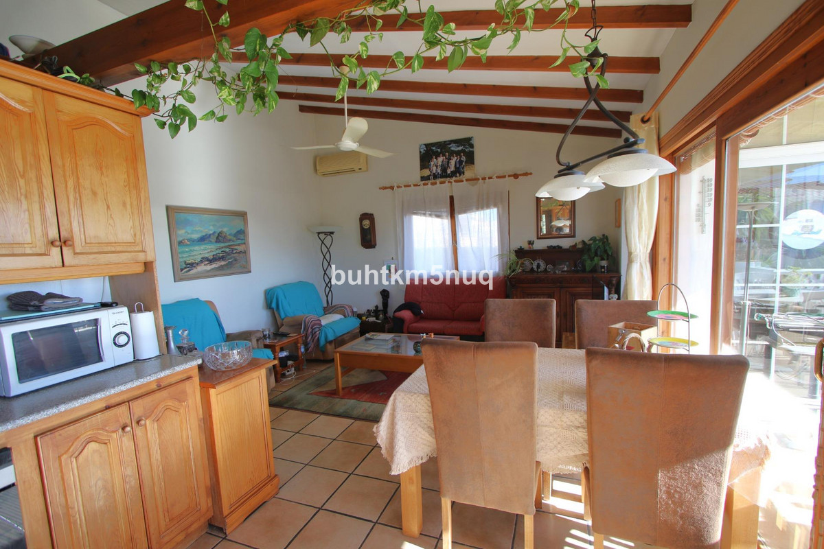 Vrijstaande Villa te koop in Calpe | 6 slaapkamers H5440717
