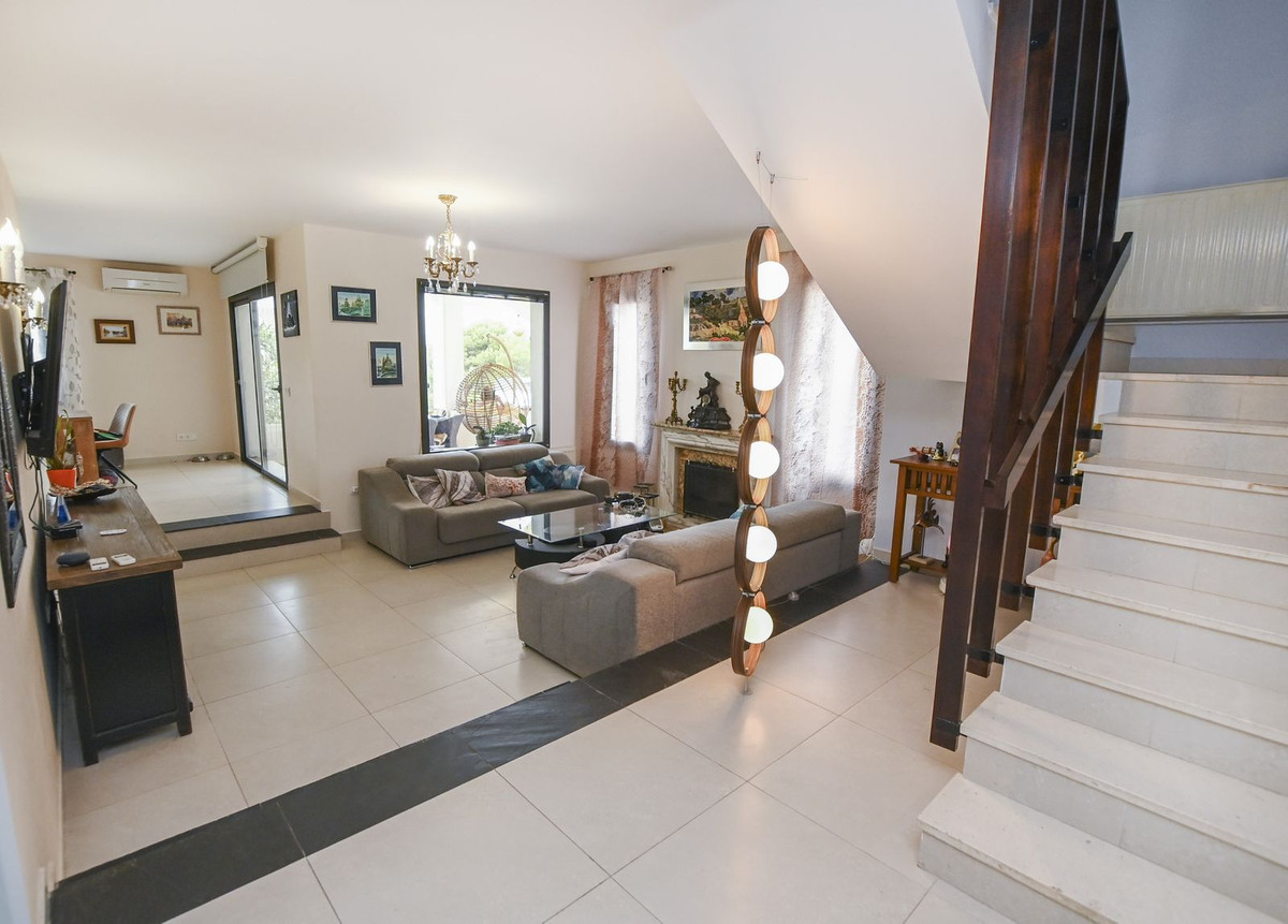 Vrijstaande Villa te koop in Calpe | 5 slaapkamers H5516938