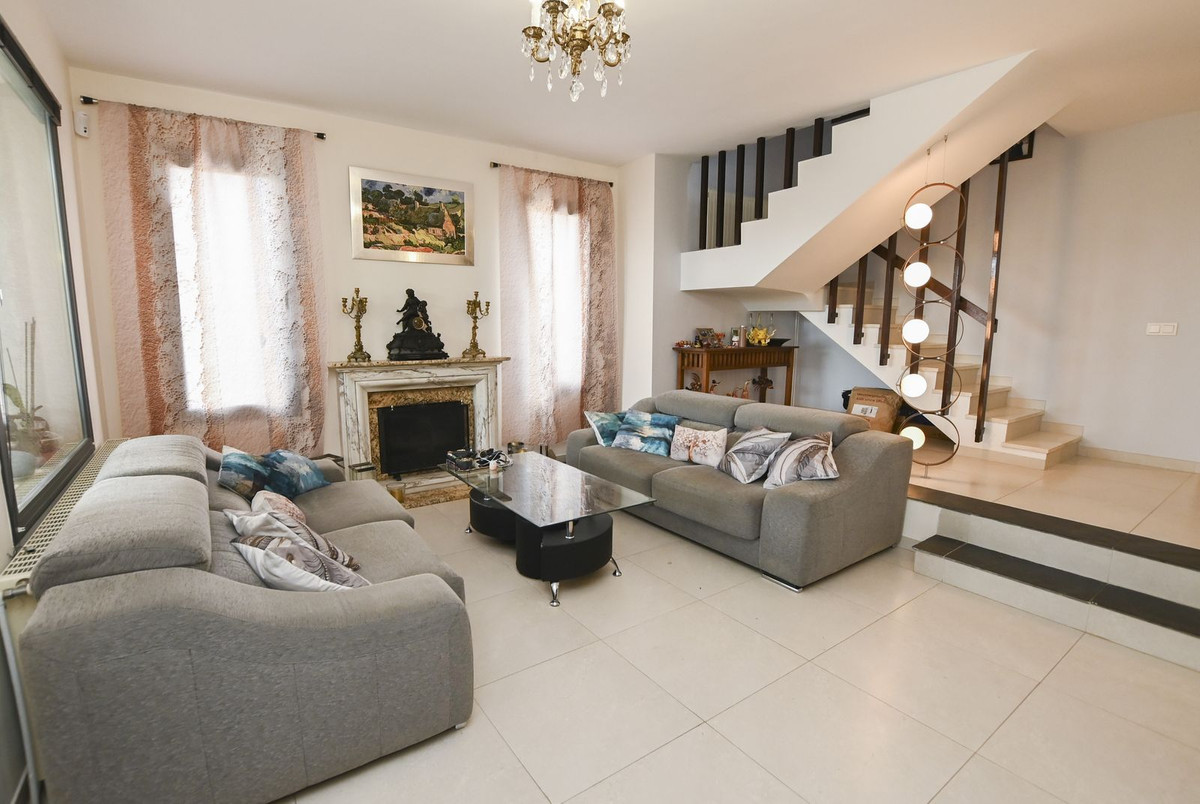 Vrijstaande Villa te koop in Calpe | 5 slaapkamers H5516938