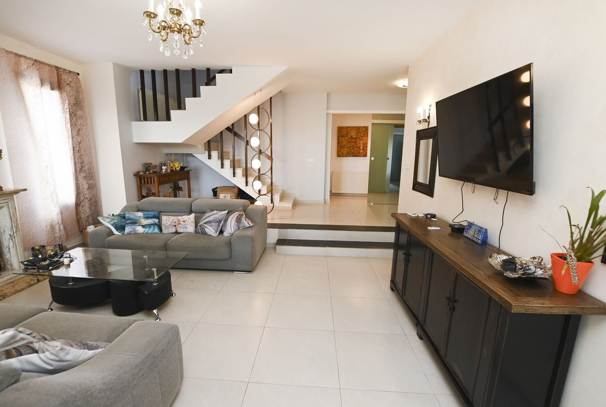 Vrijstaande Villa te koop in Calpe | 5 slaapkamers H5516938