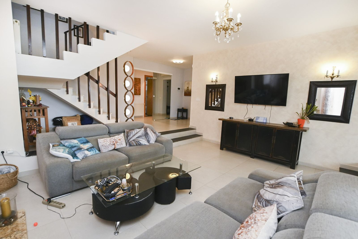 Vrijstaande Villa te koop in Calpe | 5 slaapkamers H5516938