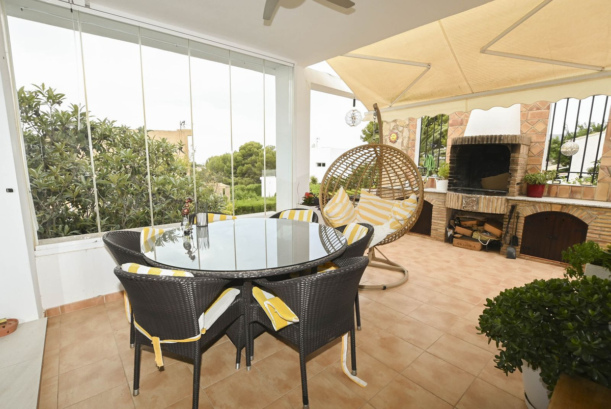 Vrijstaande Villa te koop in Calpe | 5 slaapkamers H5516938