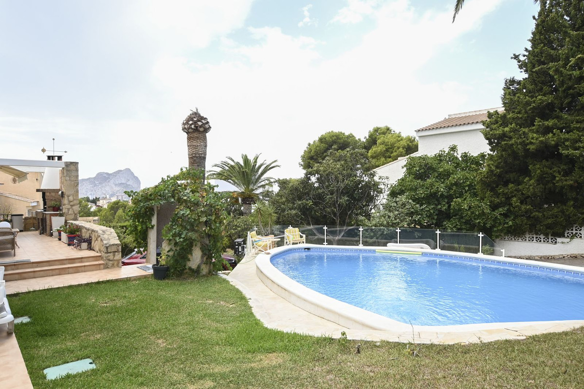 Vrijstaande Villa te koop in Calpe | 5 slaapkamers H5516938