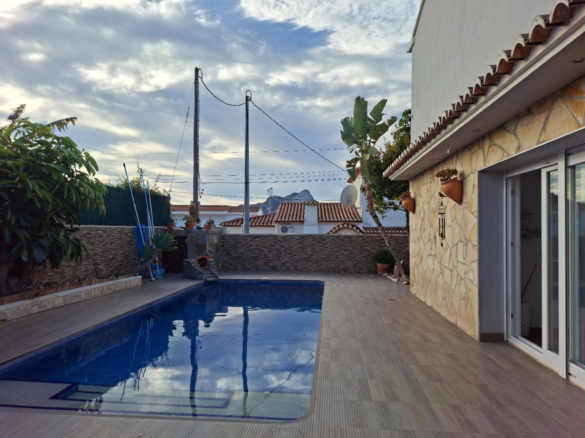 Vrijstaande Villa te koop in Calpe | 4 slaapkamers H5523067
