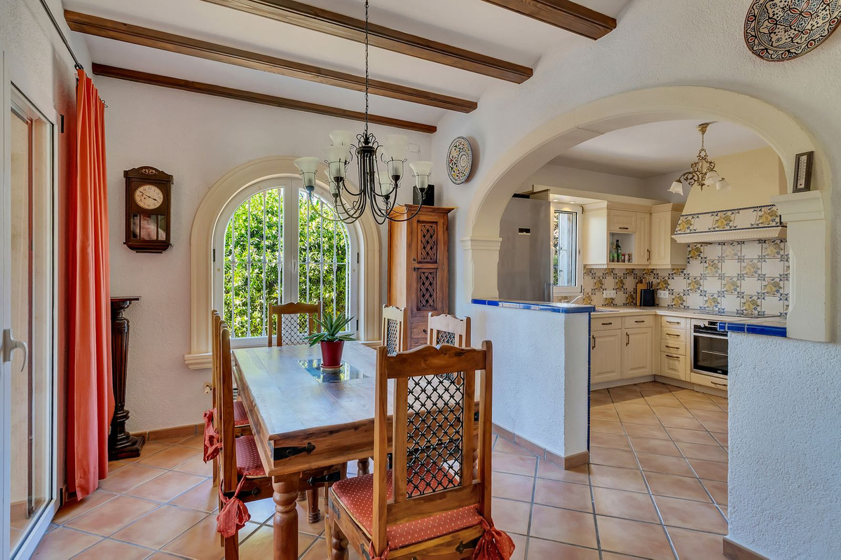 Vrijstaande Villa te koop in Calpe | 4 slaapkamers H5524897