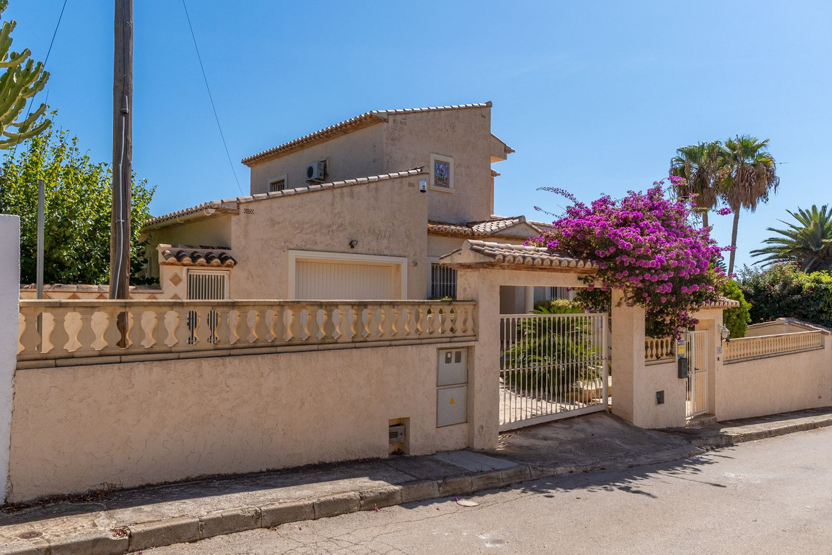 Vrijstaande Villa te koop in Calpe | 4 slaapkamers H5524897