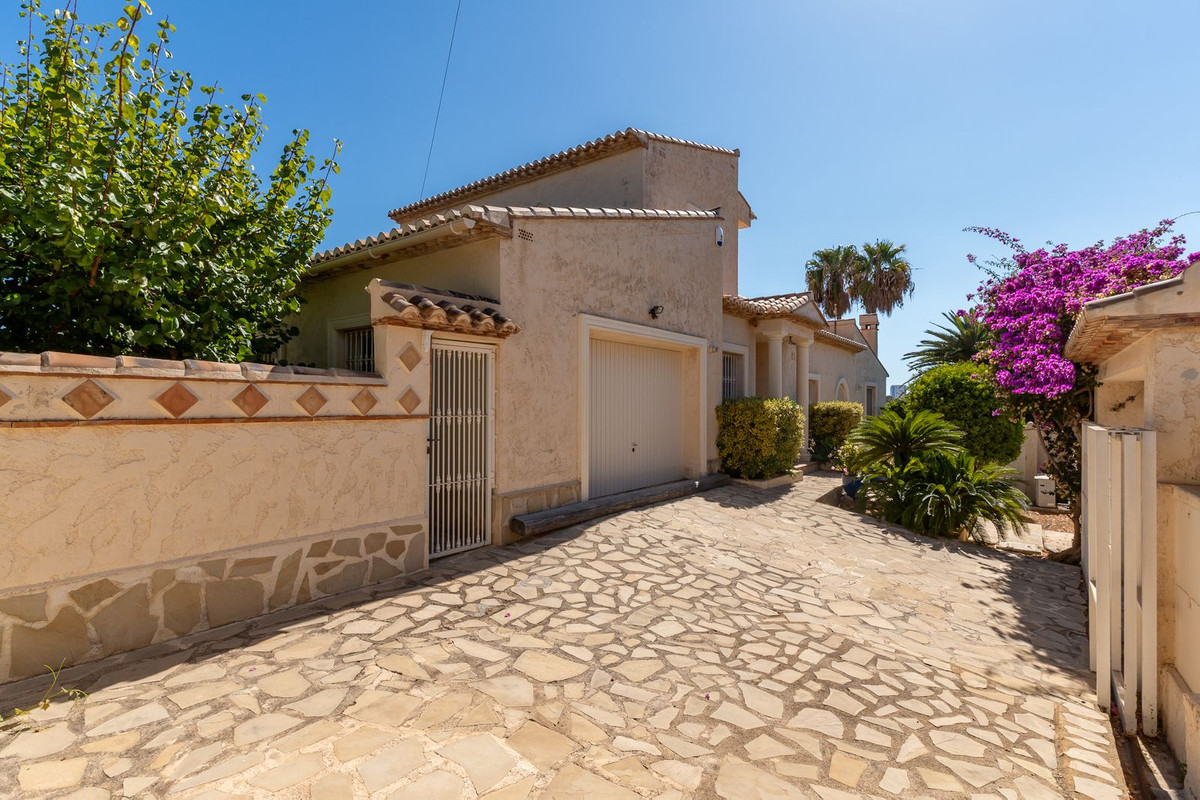 Vrijstaande Villa te koop in Calpe | 4 slaapkamers H5524897