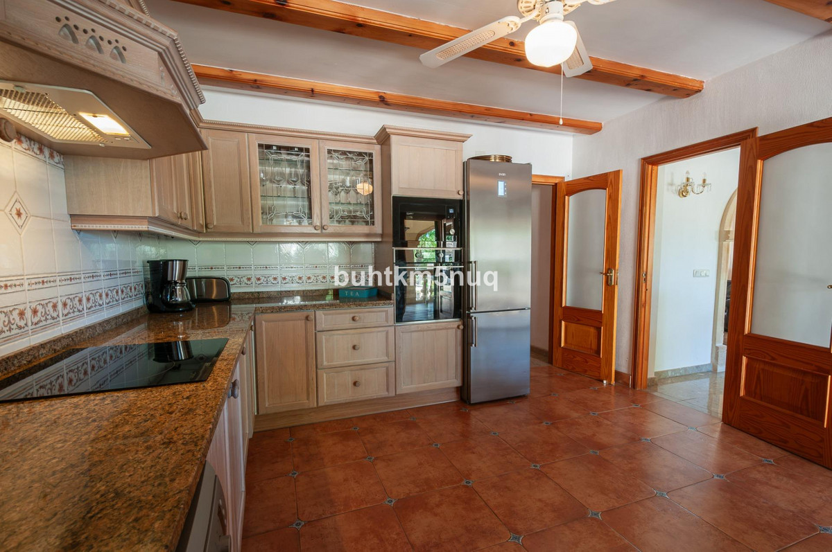 Vrijstaande Villa te koop in Calpe | 8 slaapkamers H5528032