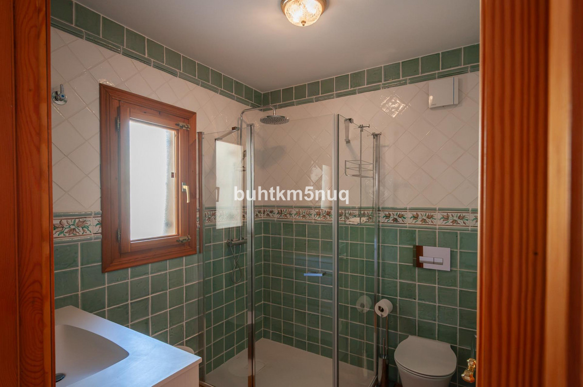 Vrijstaande Villa te koop in Calpe | 8 slaapkamers H5528032