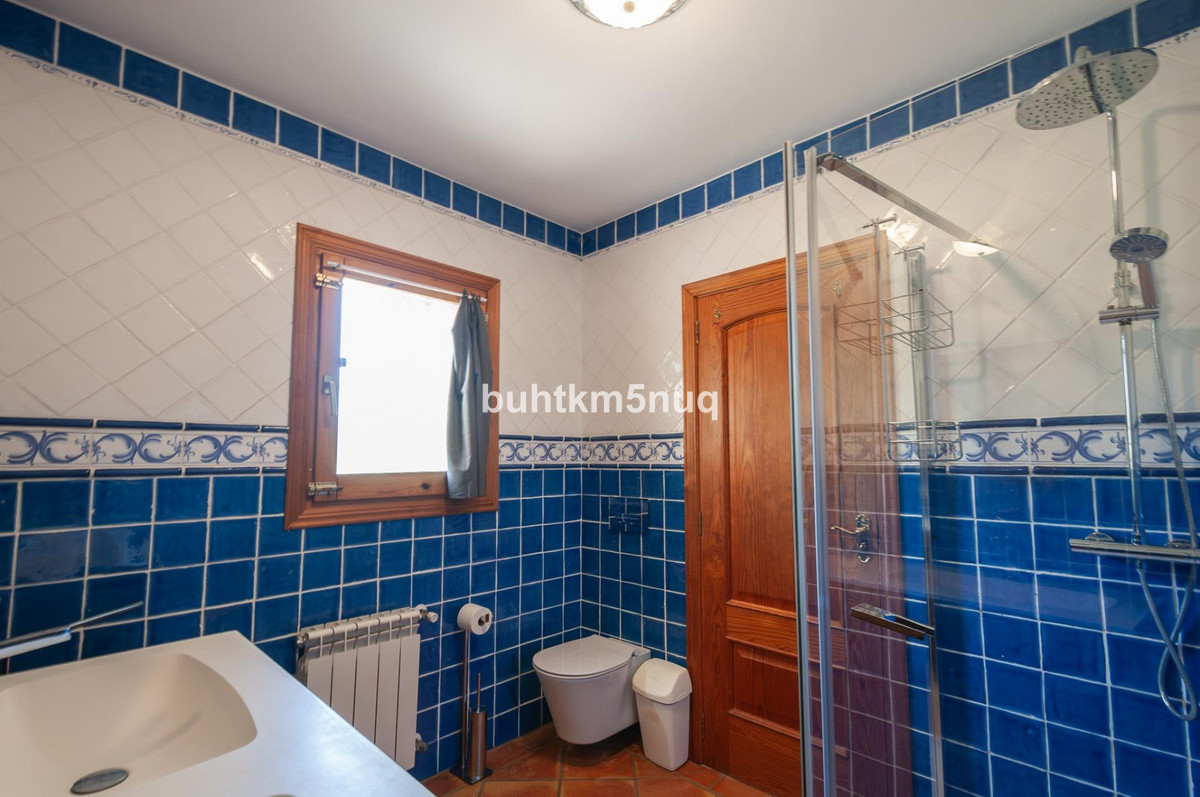 Vrijstaande Villa te koop in Calpe | 8 slaapkamers H5528032