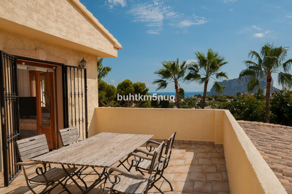 Vrijstaande Villa te koop in Calpe | 8 slaapkamers H5528032