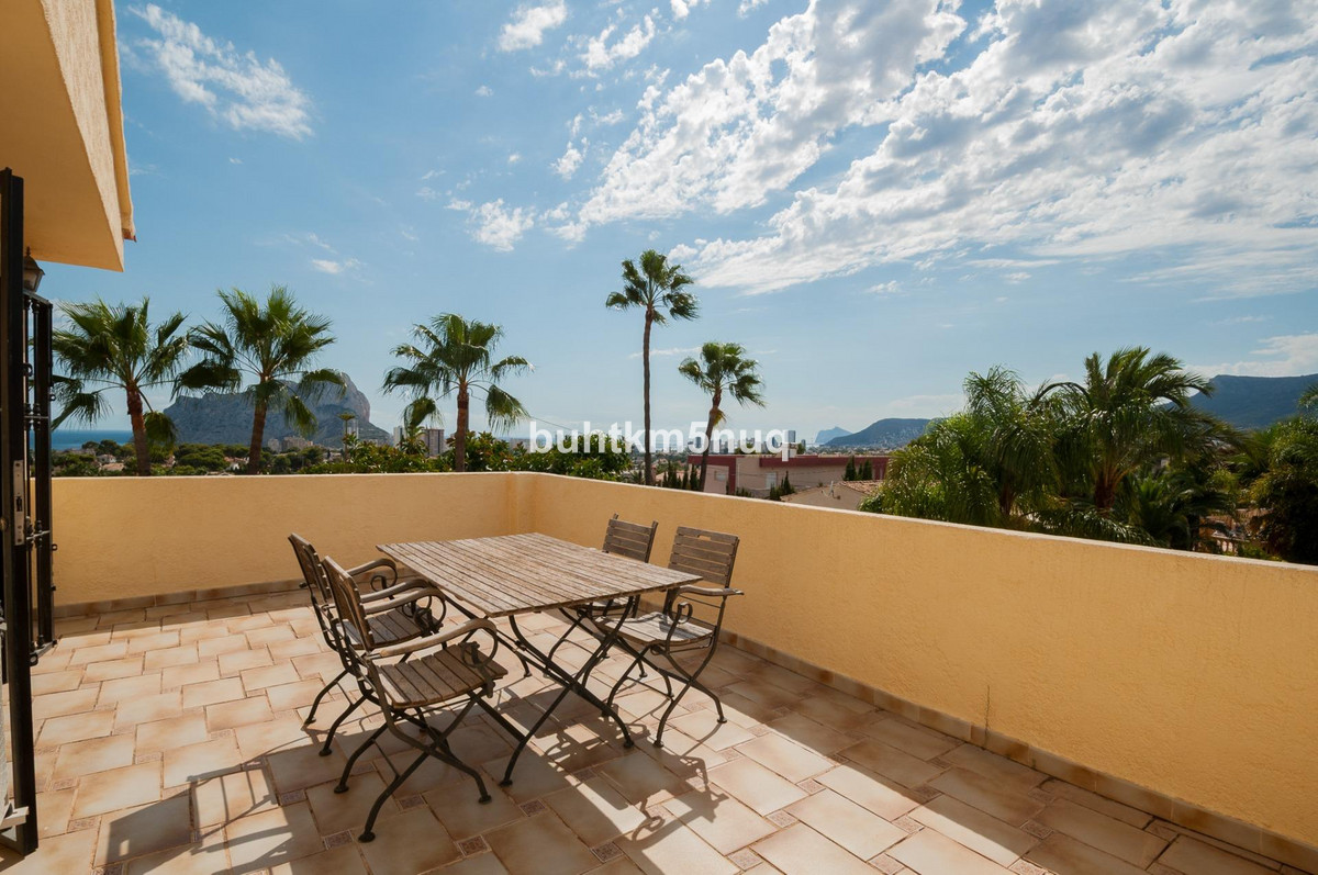 Vrijstaande Villa te koop in Calpe | 8 slaapkamers H5528032