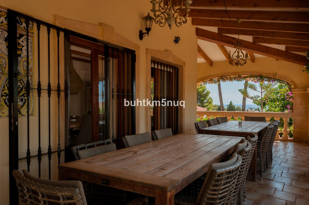 Vrijstaande Villa te koop in Calpe | 8 slaapkamers H5528032