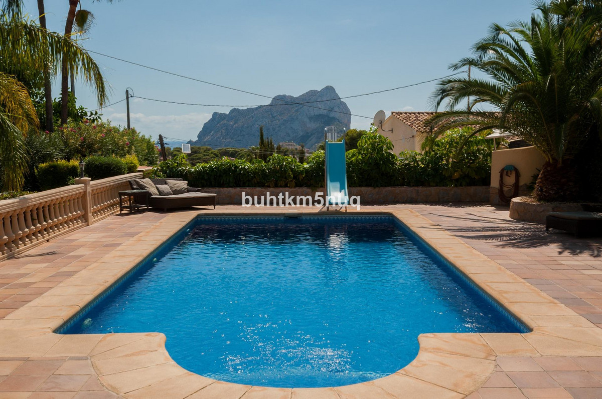 Vrijstaande Villa te koop in Calpe | 8 slaapkamers H5528032