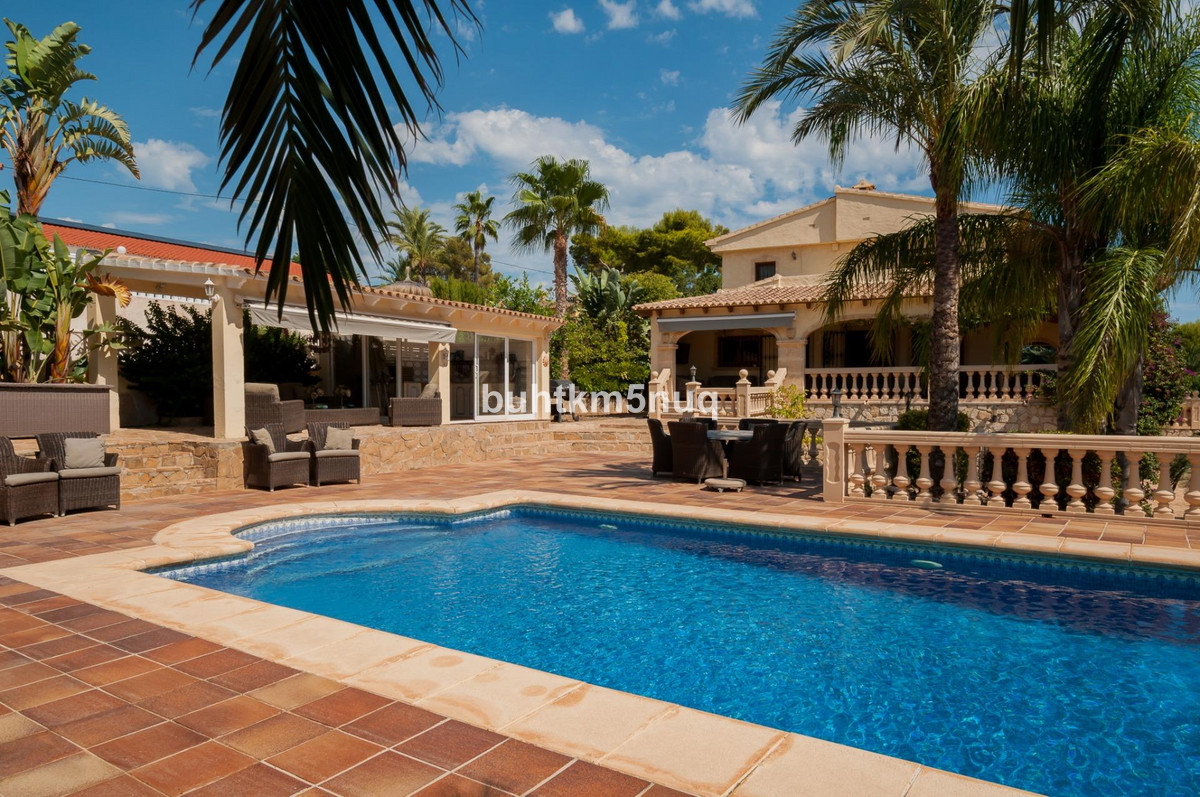Vrijstaande Villa te koop in Calpe | 8 slaapkamers H5528032