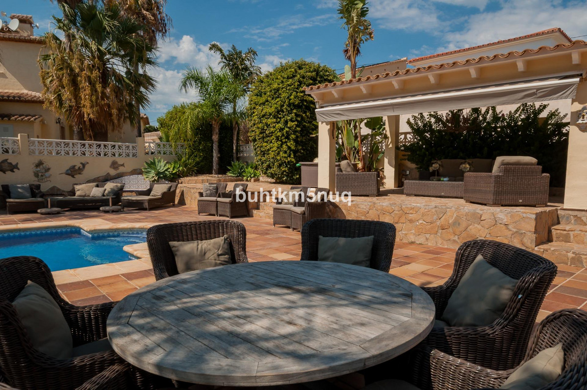 Vrijstaande Villa te koop in Calpe | 8 slaapkamers H5528032