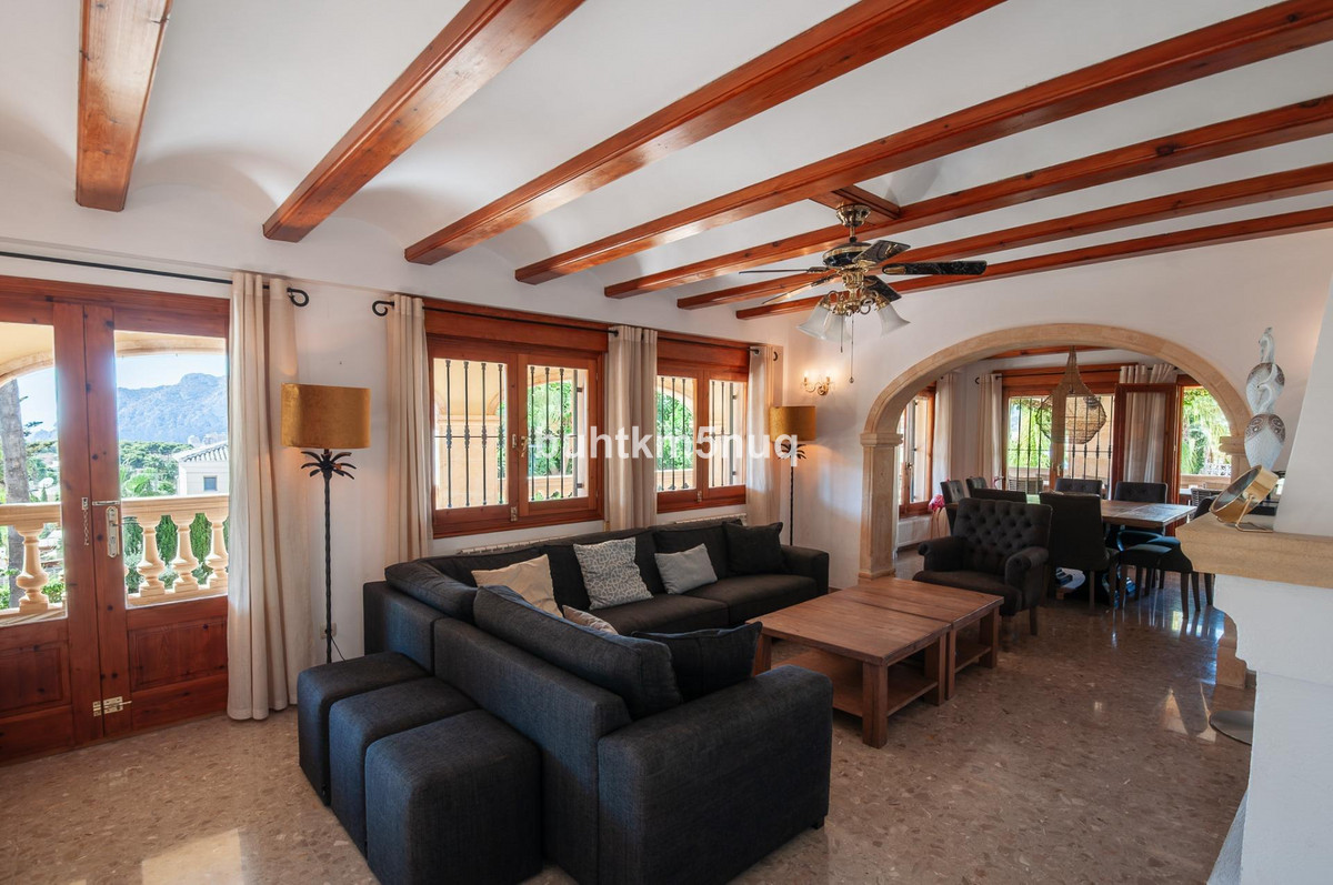 Vrijstaande Villa te koop in Calpe | 8 slaapkamers H5528032