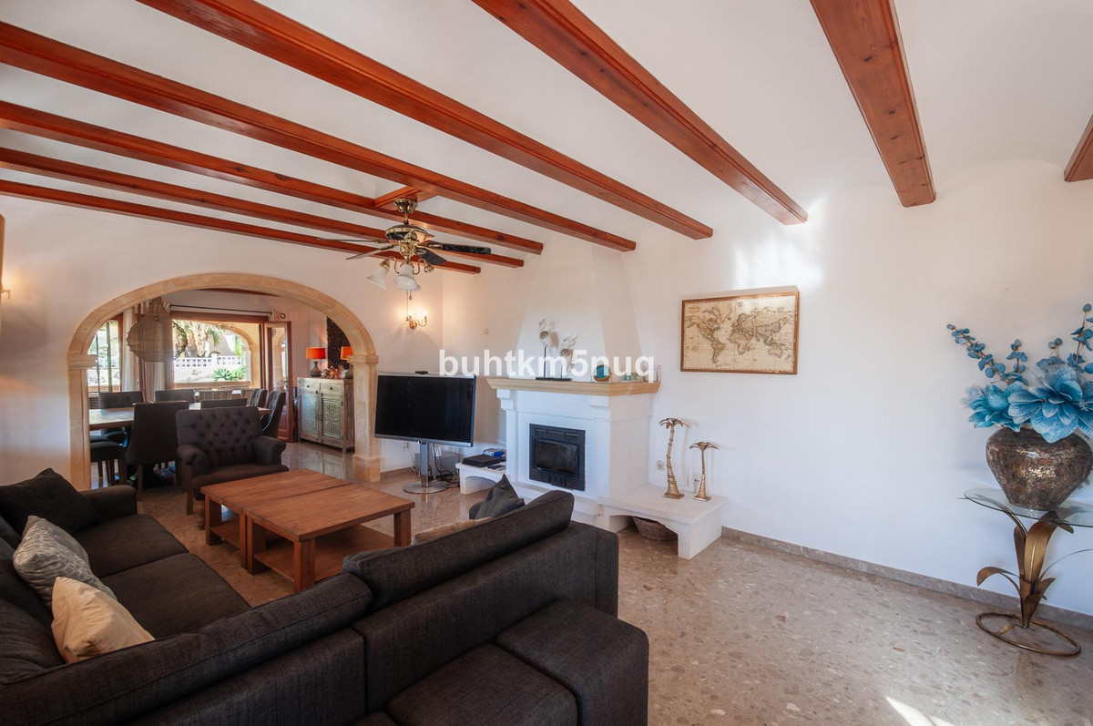Vrijstaande Villa te koop in Calpe | 8 slaapkamers H5528032
