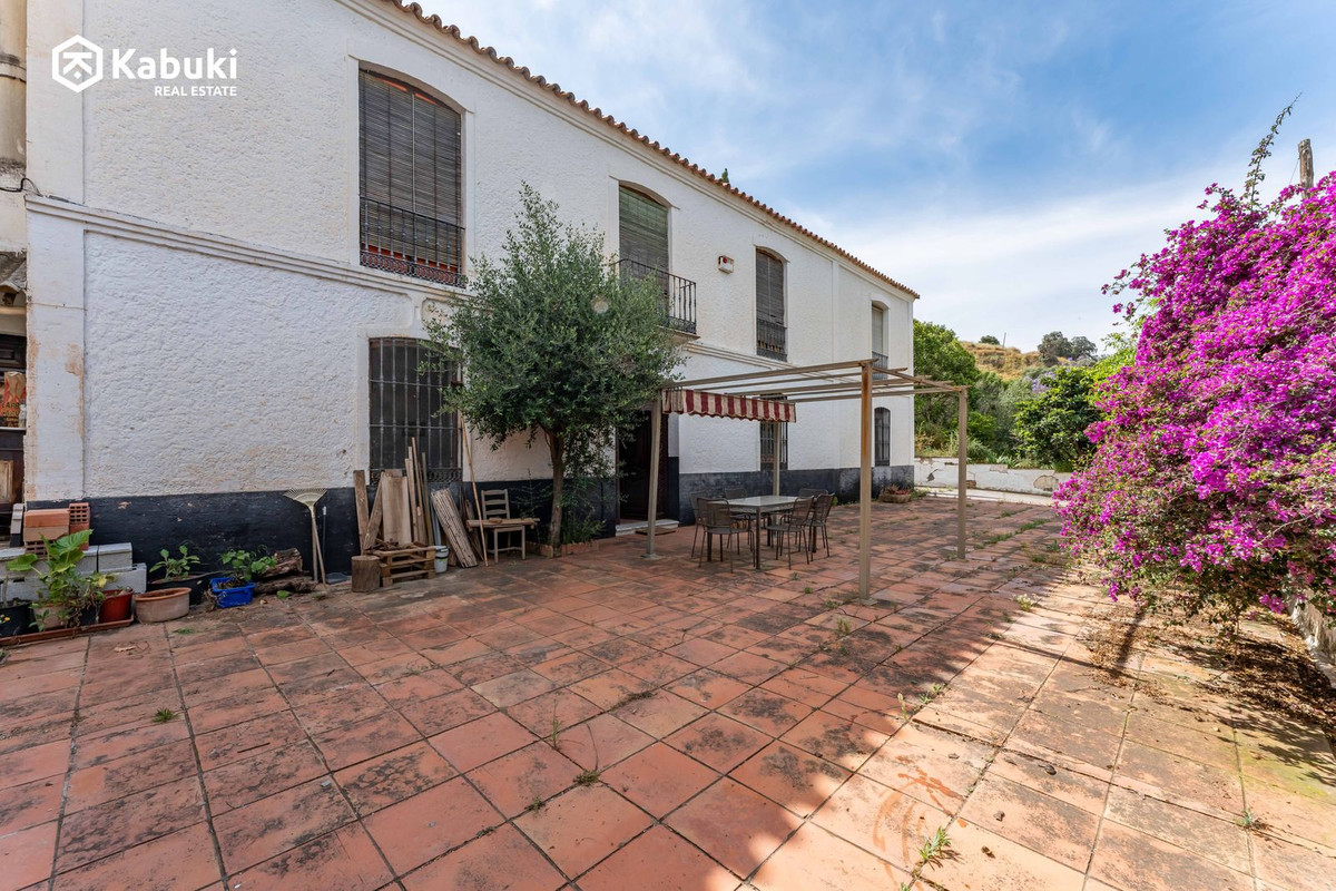 Huis te koop in Campanillas | 8 slaapkamers H5051347