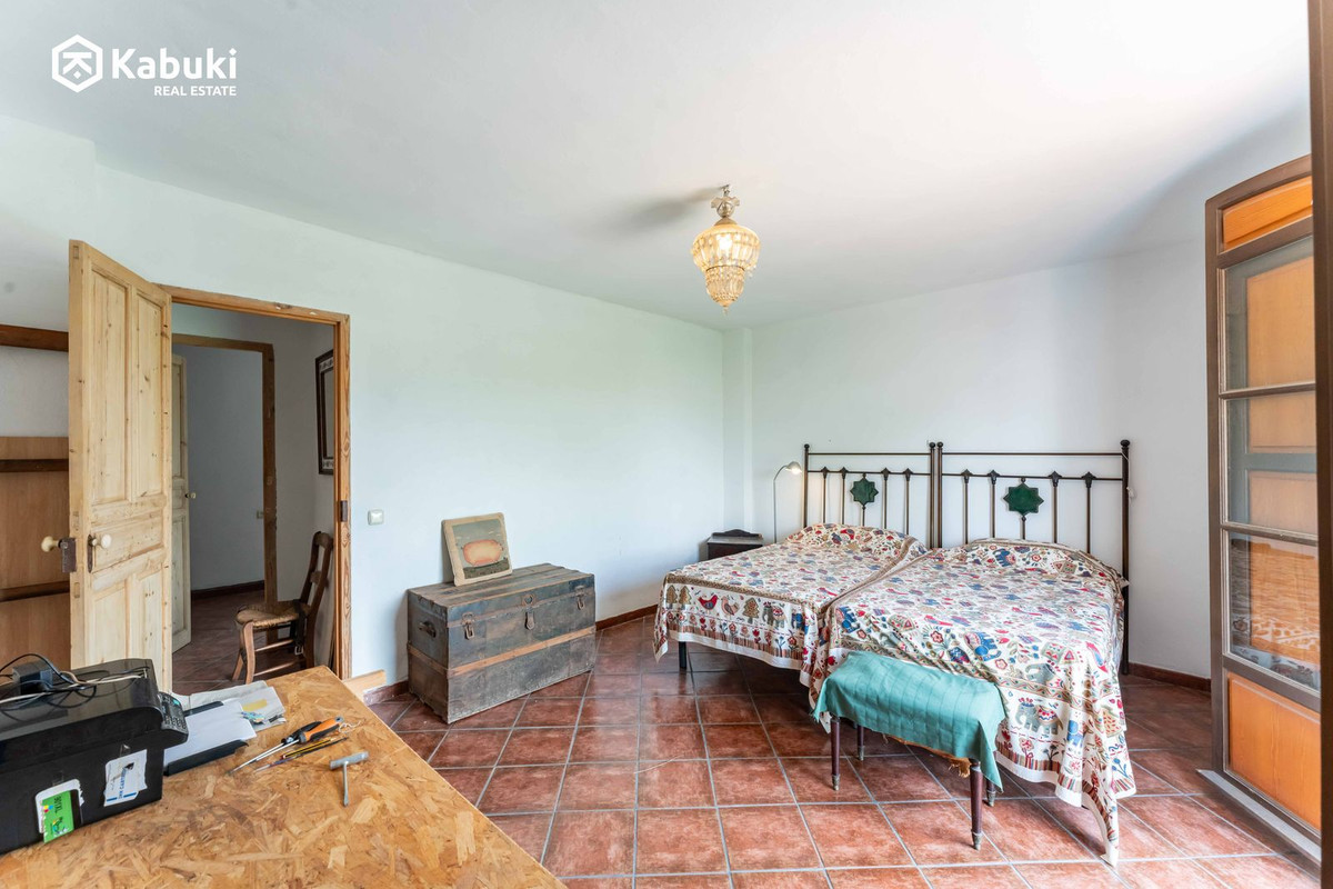 Huis te koop in Campanillas | 8 slaapkamers H5051347