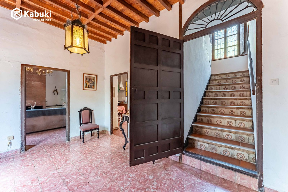 Huis te koop in Campanillas | 8 slaapkamers H5051347